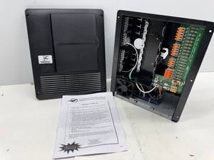 lot 190 image: PROGRESSIVE DYNAMICS RV DISTRIBUTION PANEL