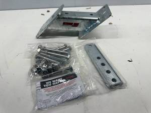 lot 185 image: EXTREME MAX SPARE TIRE CARRIER