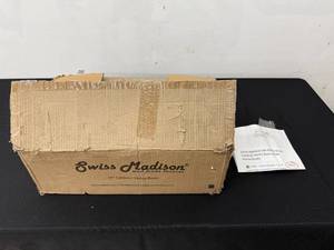 lot 51 image: Swiss Madison SM-BVP18 18 Inch Ceramic Vanity Basin