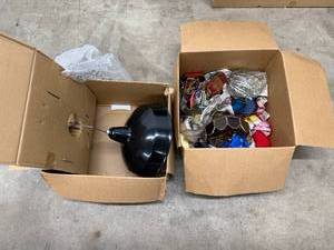 lot 52 image: Lot of Assorted Home Decor and Black Pendant Light Fixture