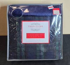 lot 94 image: Traditions Collection 4 Piece Full Sheet Set with Plush Throw - Soft Microfiber in Orig Pkg