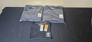 lot 108 image: Timberland Organic Cotton T-Shirt and 2 Bella Russo Navy Tote Bags in Orig Pkg