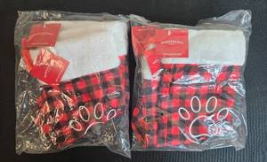 lot 150 image: Pair of Wondershop Red Plaid Pet Stockings in Packaging