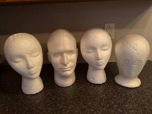 lot 43 image: Set of 4 Styrofoam Mannequin Heads