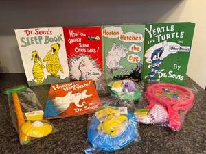 lot 52 image: Dr. Seuss Book Collection with Childrens Toys and Games