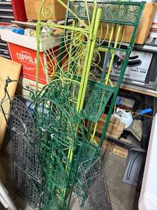 lot 58G image: Set of 6 Decorative Metal Garden Trellises in Various Designs