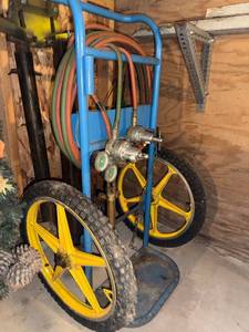 lot 80G image: Oxy-Acetylene Welding Cart with Hoses, Regulators, and Torch