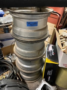 lot 1G image: Set of 4 1968 Corvette Steel Wheels