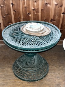 lot 3 image: Vintage Green Wicker Pedestal Side Table with Assorted Coasters