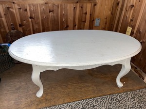 lot 6 image: White Oval Wood Coffee Table with Cabriole Legs