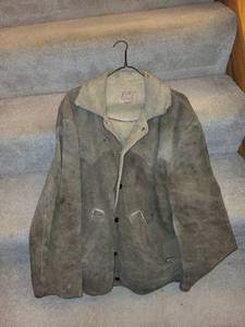 lot 145 image: Vintage Jo-o-Kay Genuine Shearling Leather Jacket