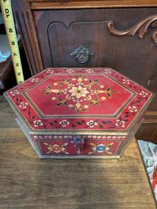 lot 25U image: Hand-Painted Hexagonal Wooden Jewelry or Trinket Box
