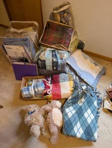 lot 29U image: Collection of Baby Blankets and Plush Bears including GUND Wooly Bear