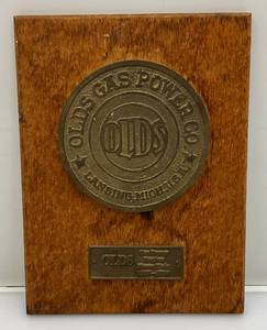 lot 44 image: Antiques Olds Gas Power Co. Lansing Michigan Plaque 6 x 8