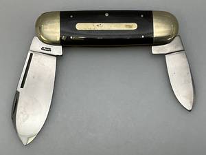 lot 73 image: Vintage Platts Bros. Two Blade Pocket Knife 2 & 3 Blade
