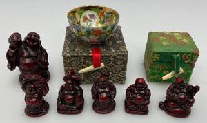 lot 175 image: Misc. Vintage Miniature Asain Collectibles