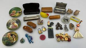 lot 178 image: Misc. Vintage Miniature Collectibles