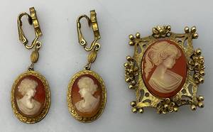 lot 207 image: Vintage Cameo Brooch And Clip on Earrings