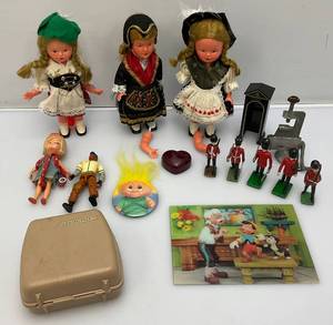 lot 212 image: Misc. Vintage Toys Including 1980s GI Joe Britain Soldiers And More
