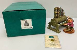 lot 242 image: Est. $195.00 - $300.00 WDCC Snow White And The Seven Dwarfs Grumpy And Pipe Organ In Original Box With COA