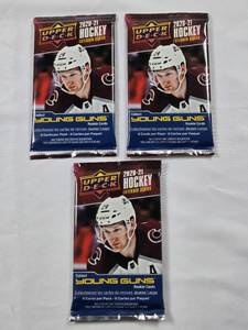 lot 19 image: Lot of 3 Unopened Packs of Upper Deck 2020-21 Hockey Young Guns Extended Series