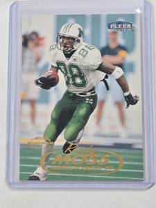 lot 89 image: Randy Moss Rookie 1998 Fleer Tradition #237