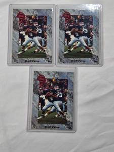 lot 106 image: Lot of 3 Brett Favre Rookie 1997 Classic Draft Pick