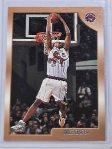 lot 113 image: Vince Carter Rookie 1999 Topps #199 - Toronto Raptors Basketball Card