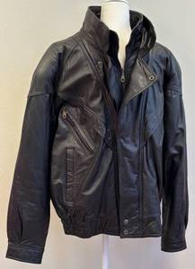 lot 17B image: Vintage Mens Large XT Black Leather Jacket by City Streets