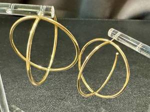 lot 15CM image: Pair of 14k Gold Geometric Hoop Earrings
