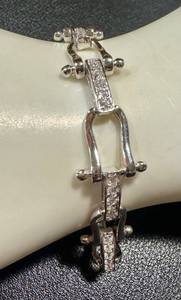 lot 38AC image: Sterling Silver 7.5 Inch Link Bracelet with Sparkling Accents