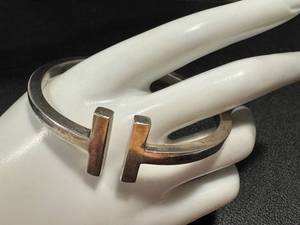 lot 40AK image: Vintage Peruvian 925 Sterling Silver Cuff Bracelet