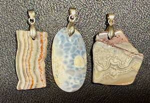 lot 64MA image: Set of 3 Natural Stone Pendants Including 2 Inch Lace Agate