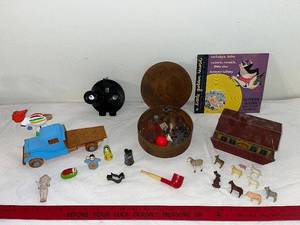 lot 142 image: Vintage Toy & Collectible Lot Wooden Truck, Little Golden Record, Animal Figures