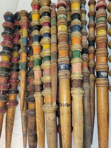 lot 37 image: Lot of Vintage Painted Wooden Spindles - Antique Home Decor