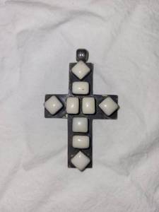 lot 39 image: Vintage Mexico 925 Sterling Silver Cross Pendant with White Inlay