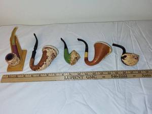 lot 40 image: Set of Handmade Santa Face Smoking Pipes - Unique Collectible