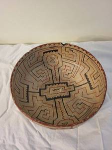 lot 57 image: Antique Peruvian Pottery Bowl with Geometric Designs