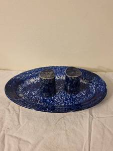 lot 218 image: Vintage Blue Spatterware Platter with Salt and Pepper Shakers