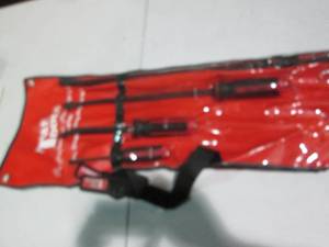 lot 12 image: T&E 4pc comfort grip pry bar set...