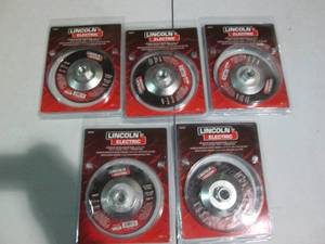 lot 14 image: 5-pack of Lincoln Electric Cuttinggrinding wheels 4...