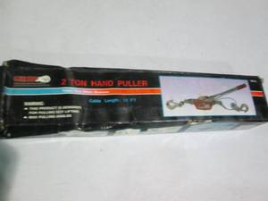 lot 42 image: Grip 2-ton come-a-long hand puller ...