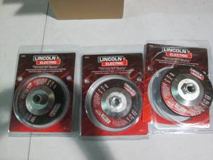 lot 73 image: 3-pack Lincoln Electric depressed c...