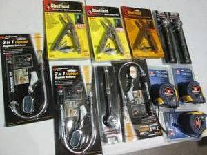 lot 110 image: Measuring tapes, multi-locking plie...