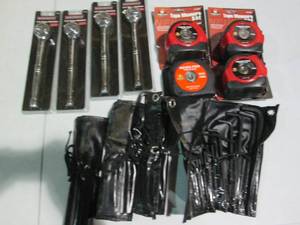 lot 114 image: Hex key sets, measuring tapes and r...