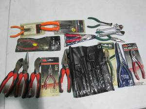 lot 131 image: Needle nose, diagonal and slip join...