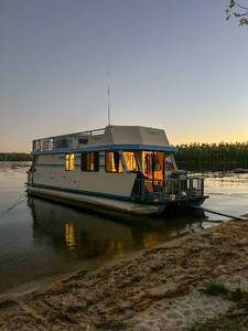 44' Houseboat (6-8 Guests) May 8th-11th, 2026