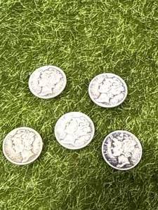 lot 54 image: Lot of 5 Mercury Dimes