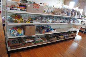 lot 17 image: 24 Linear Feet of Retail Gondola Shelving