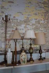 lot 31 image: Assorted Table and Floor Lamps